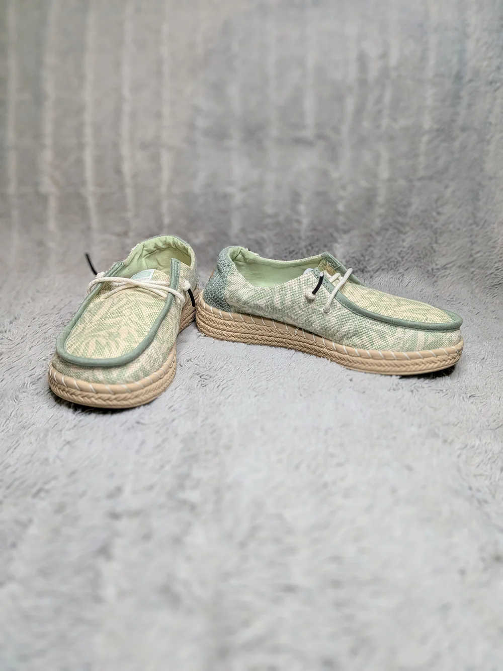Hey Dude Women's Wally Mint Green Slip-On Shoes Women's Size 5